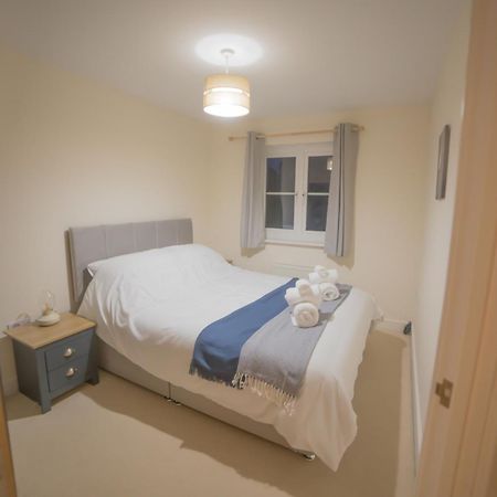 Villa Sleeps9 Parking&Garage 17 Mins To Gatwick, 30 To London Merstham Exterior foto