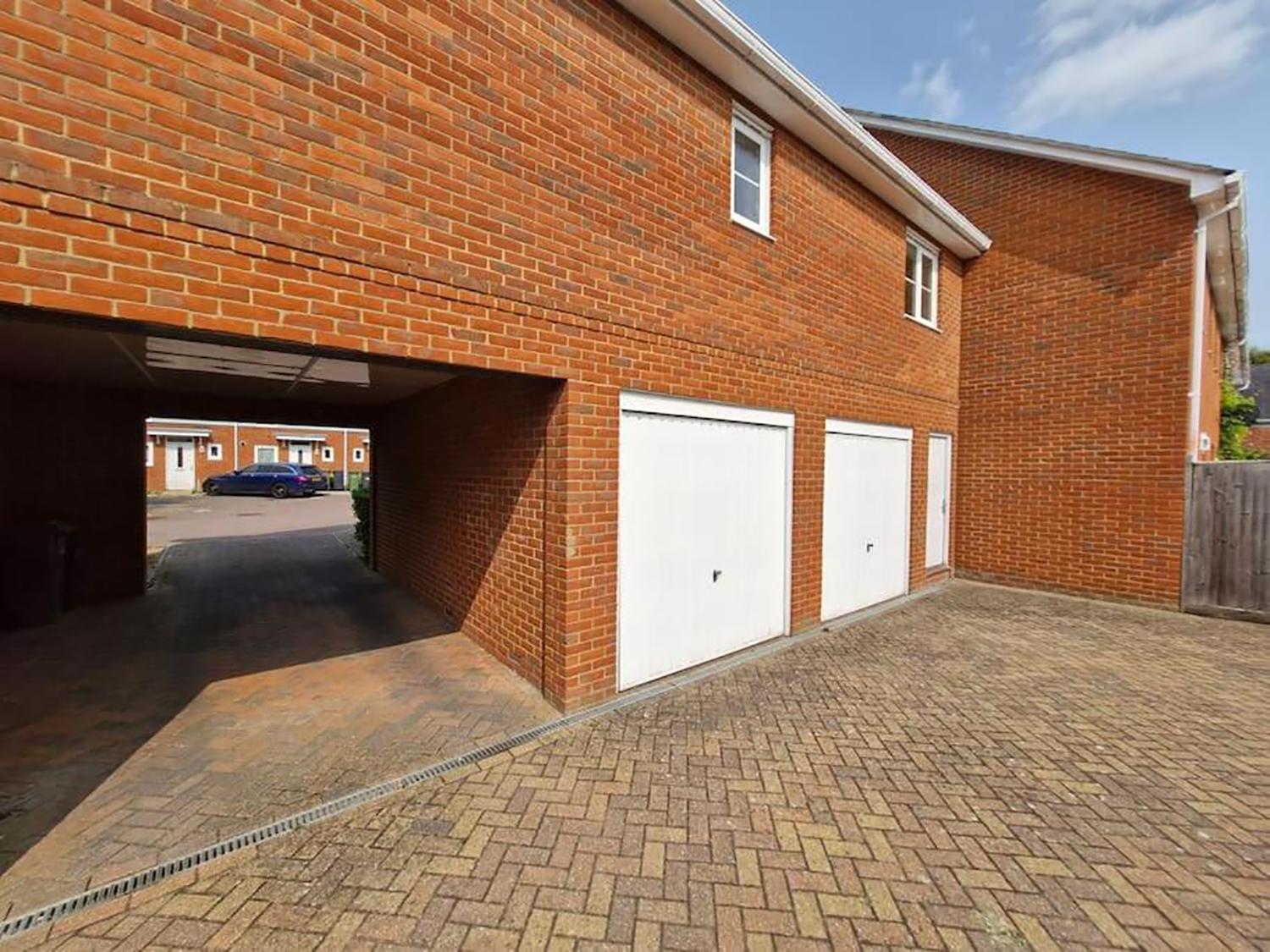 Villa Sleeps9 Parking&Garage 17 Mins To Gatwick, 30 To London Merstham Exterior foto